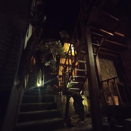 The Golden Ave Bungalow Gili Trawangan Exterior photo